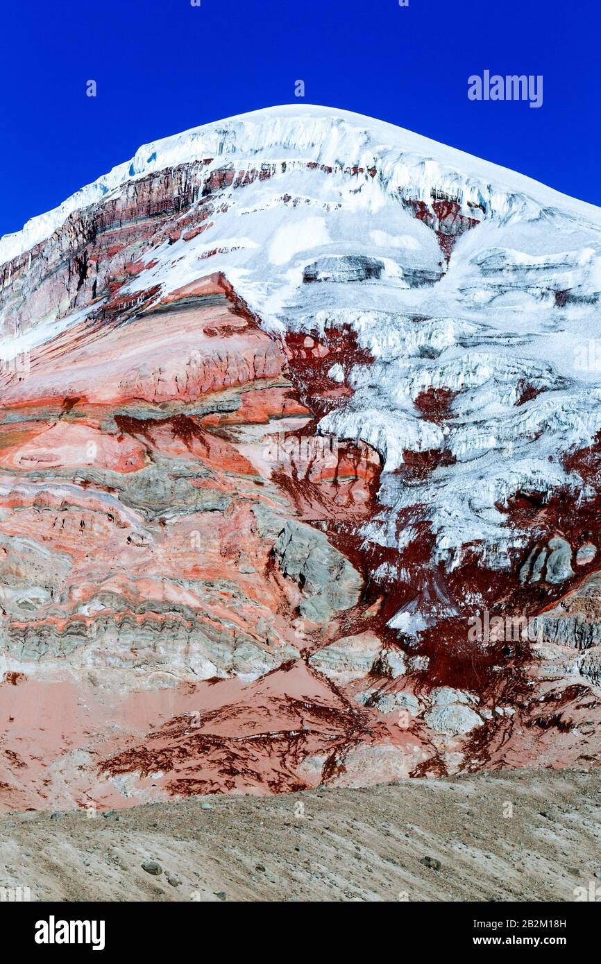 Chimborazo Volcanoe In Ecuador 6 268 Metri Il Suo Posizionamento Lungo La Bulge Equatoriale Rende La Sua Elevazione Il Punto Più Lontano Sulla Superficie Terrestre Avanti Foto Stock