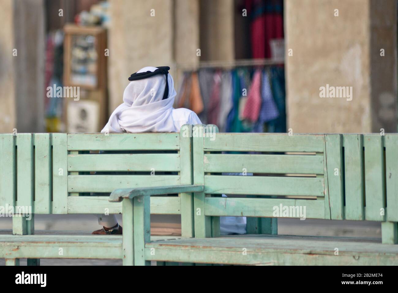 Musulmano saudita a Souq Waqif, Doha, Qatar Foto Stock