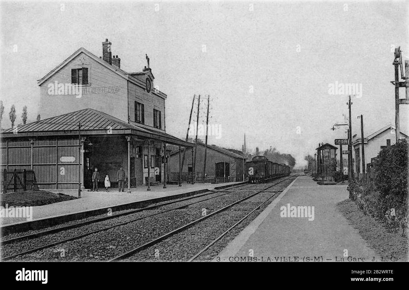 Gare-Combs-La-Ville-Quincy-1. Foto Stock