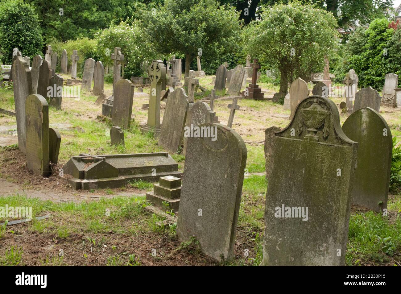 Famosi nomi sono sepolti nel cimitero di St John's Church, Hampstead, Londra Foto Stock