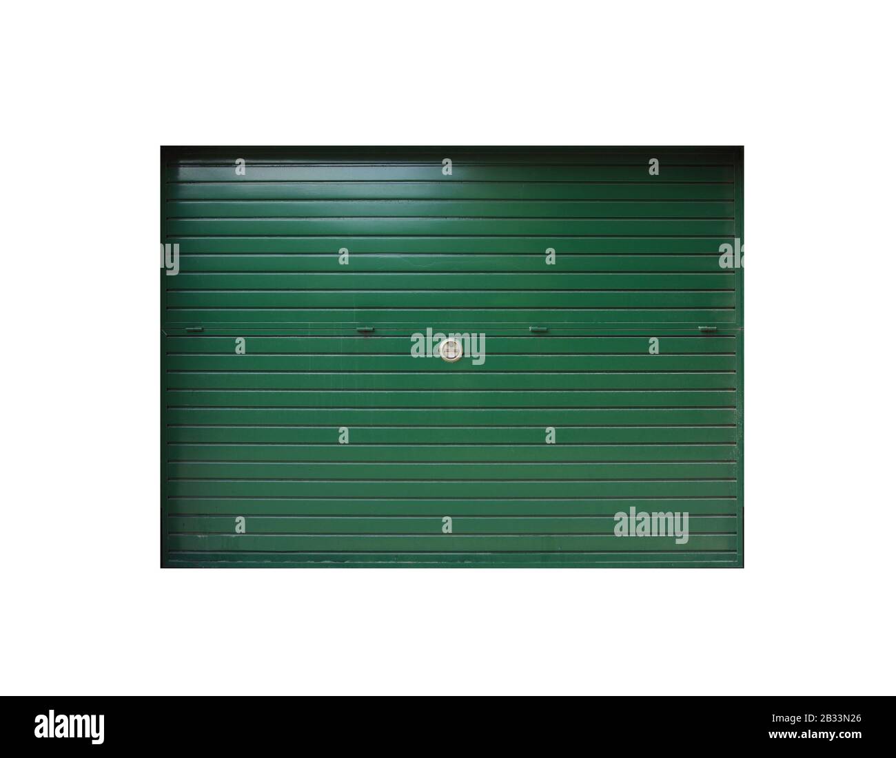 Cancello chiuso di magazzino verde scuro con blocco isolato su bianco, sfondo piatto foto texture Foto Stock
