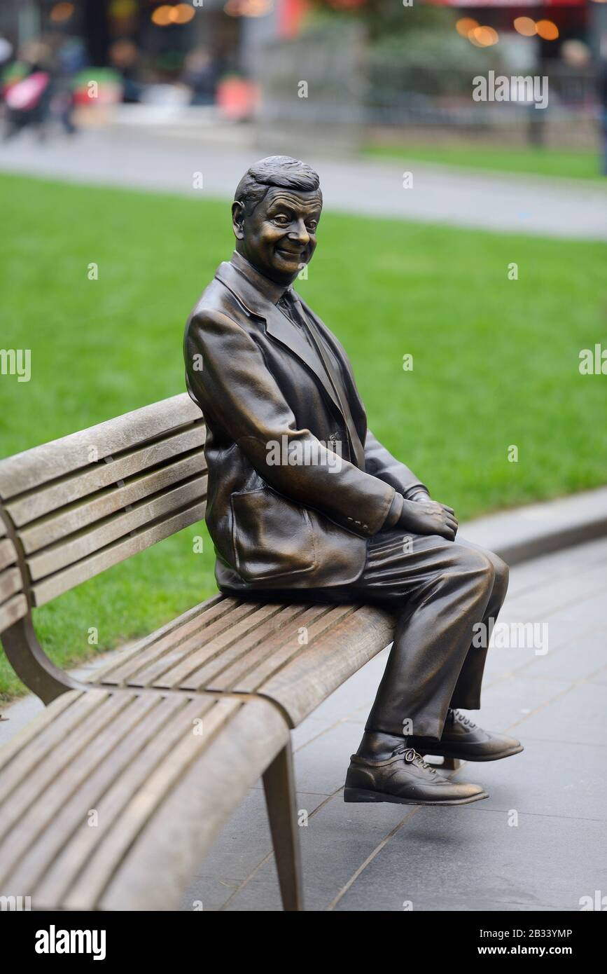 Londra, Inghilterra, Regno Unito. Sentiero della statua di 'Scenic in the Square' - MR Bean Foto Stock