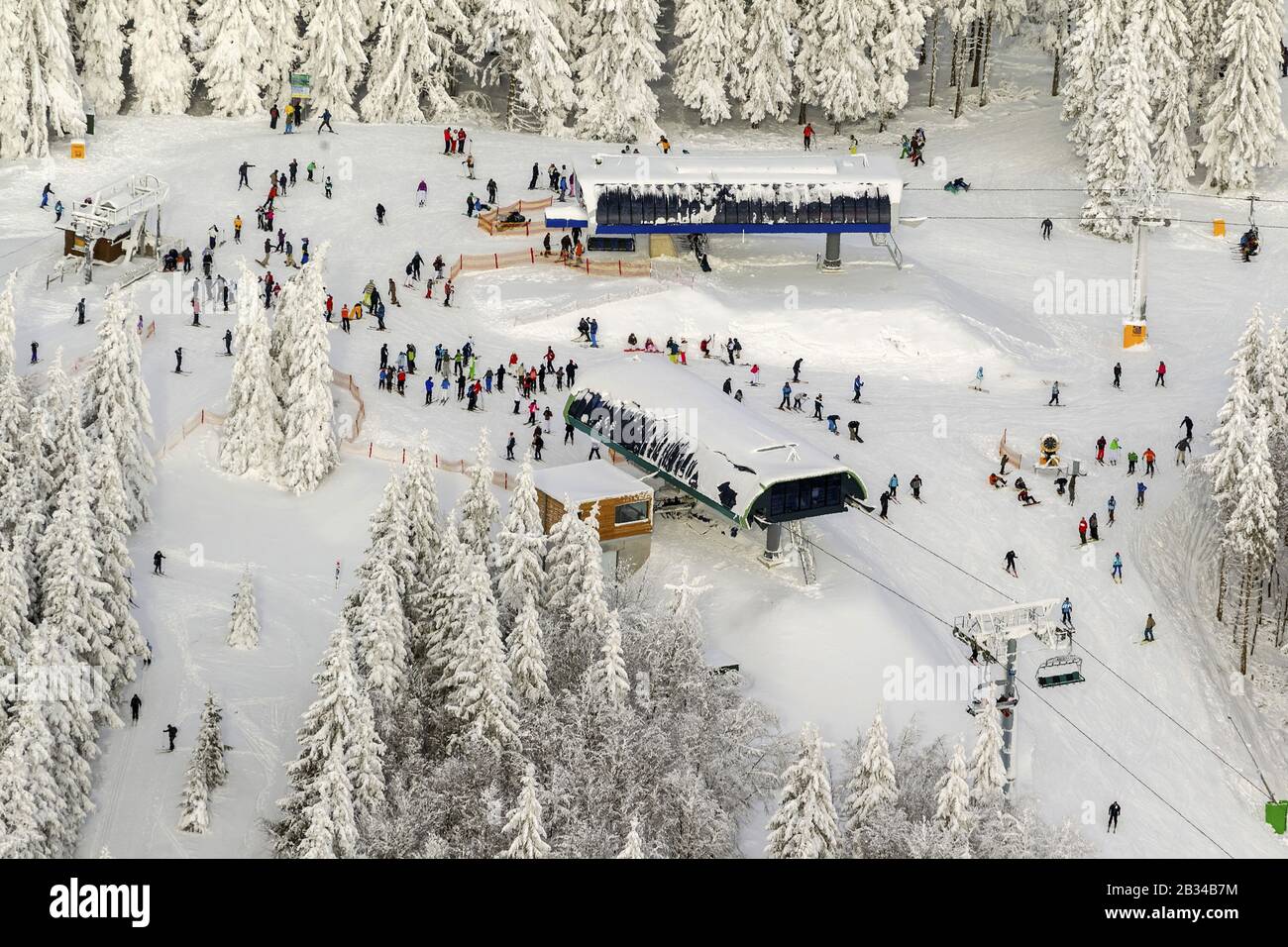 , stazione di montagna dello skilift nel Winterberg Buere, 26.01.2013, vista aerea, Germania, Renania Settentrionale-Vestfalia, Sauerland, Winterberg Foto Stock