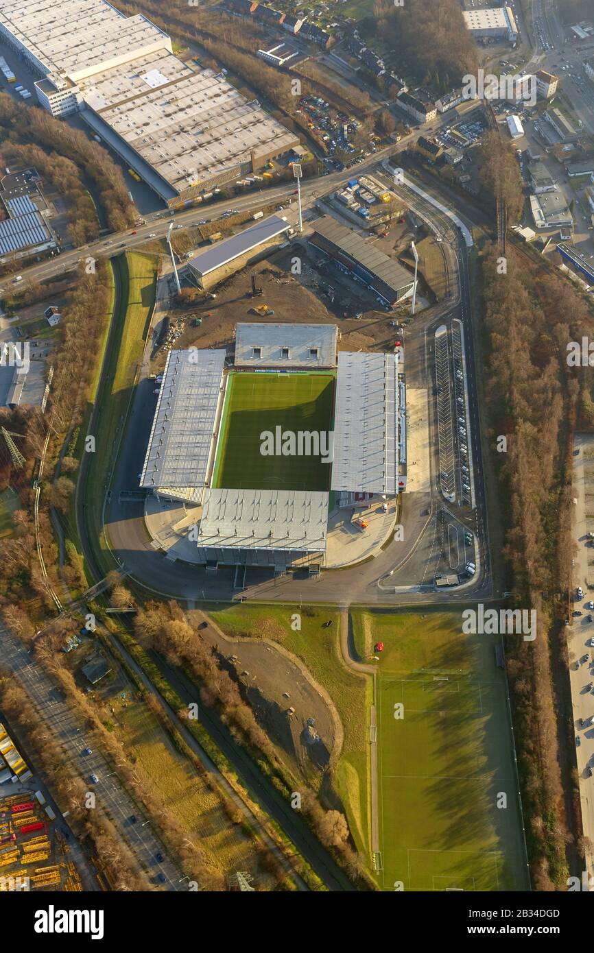 , nuovo edificio dello stadio RW a Hafenstrasse ad Essen, campo di calcio di Rot-Weiss-Essen, 12.01.2013, vista aerea, Germania, Renania settentrionale-Vestfalia, Area Ruhr, Essen Foto Stock