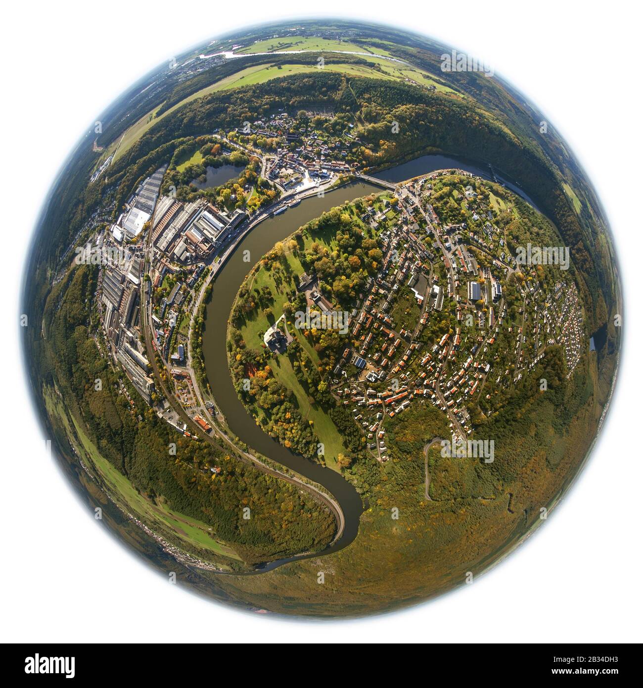 , Mettlach al fiume Saar, 18.10.2012, vista aerea, Germania, Saarland, Mettlach Foto Stock