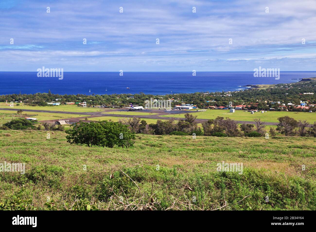 Rapa Nui. La vista sull'aeroporto di Hanga Roa, Isola di Pasqua, Cile Foto Stock