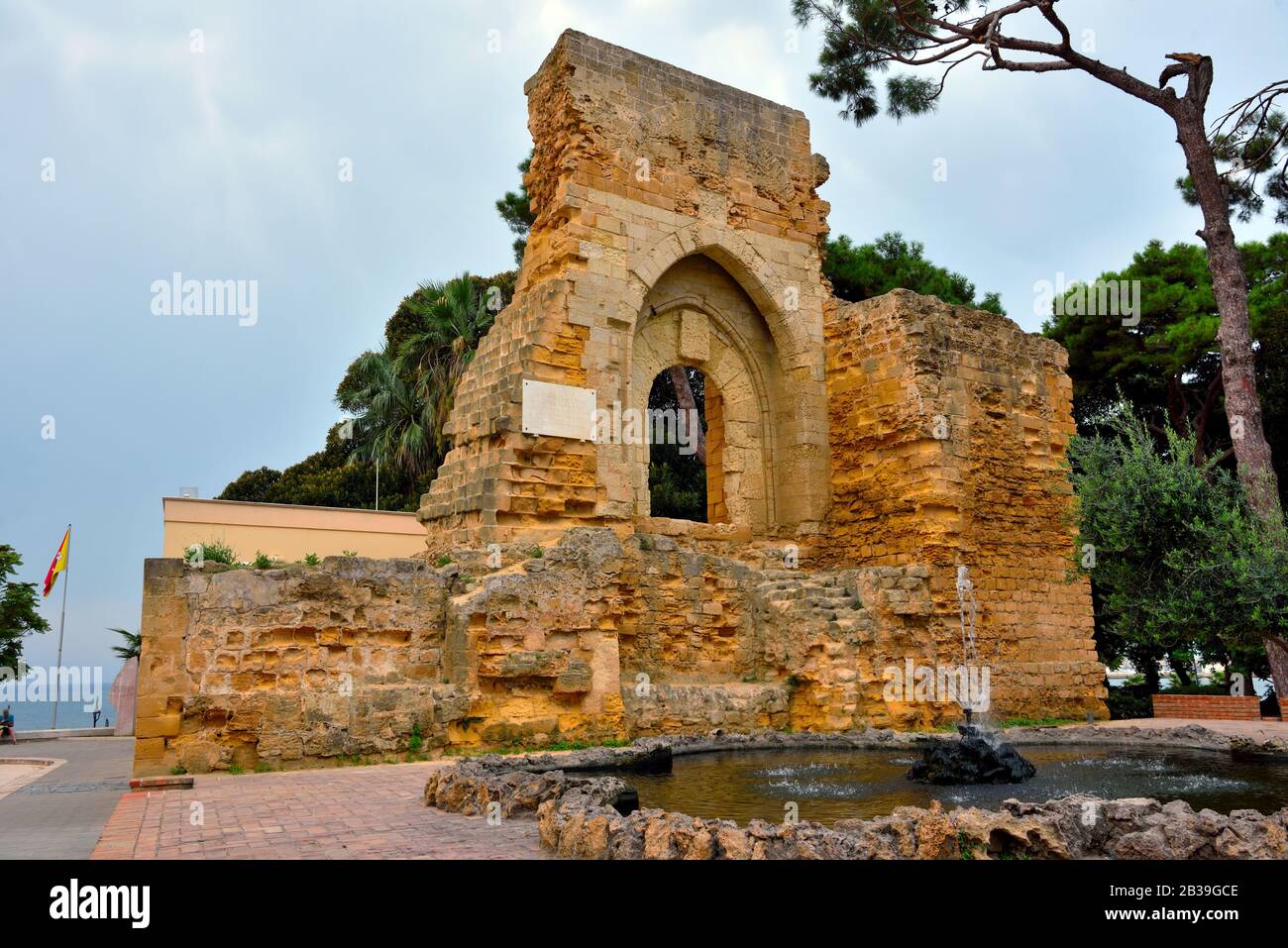 Rovine del castello di mazara, arco normanno, mazara del vallo sicilia italia Foto Stock