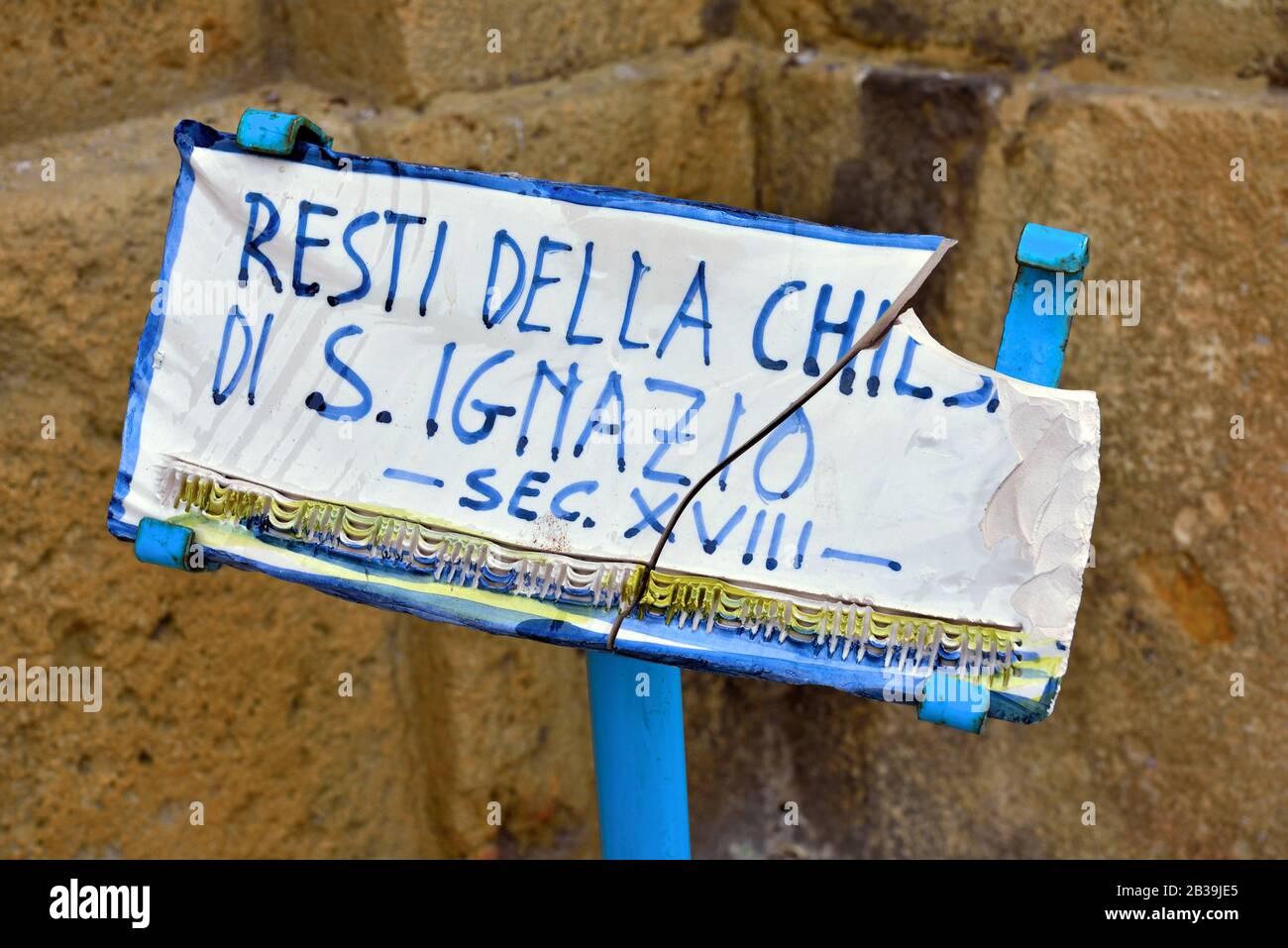 Indicazioni per i turisti rimane chiesa di sant'Ignazio sec. XVIII, 20 set 2019 Mazara del Vallo Sicilia Foto Stock