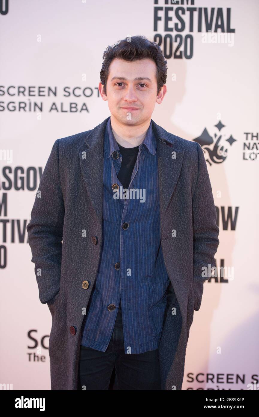 Glasgow, Regno Unito. 4th Mar, 2020. Nella Foto: Craig Roberts - Attore. Prima scozzese del film, Eternal Beauty, sul tappeto rosso del Glasgow Film Theatre al Glasgow Film Festival 2020. Credito: Colin Fisher/Alamy Live News Foto Stock