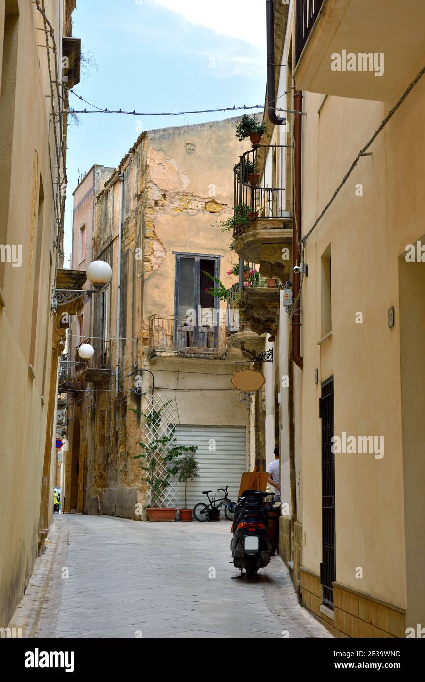 Il centro storico di Mazara del vallo Sicilia Italia Foto Stock