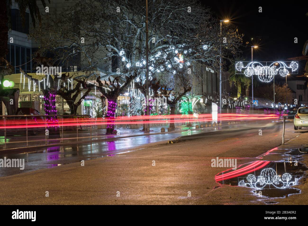 Luci di Natale a Makarska Foto Stock