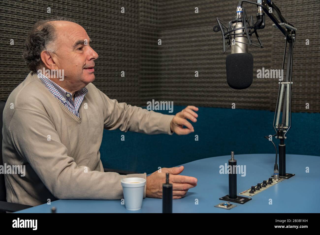 Ex vice della Nazione argentina e attuale presidente dell'Istituto Nazionale di Associativismo e Economia sociale, Mario Cafiero Foto Stock