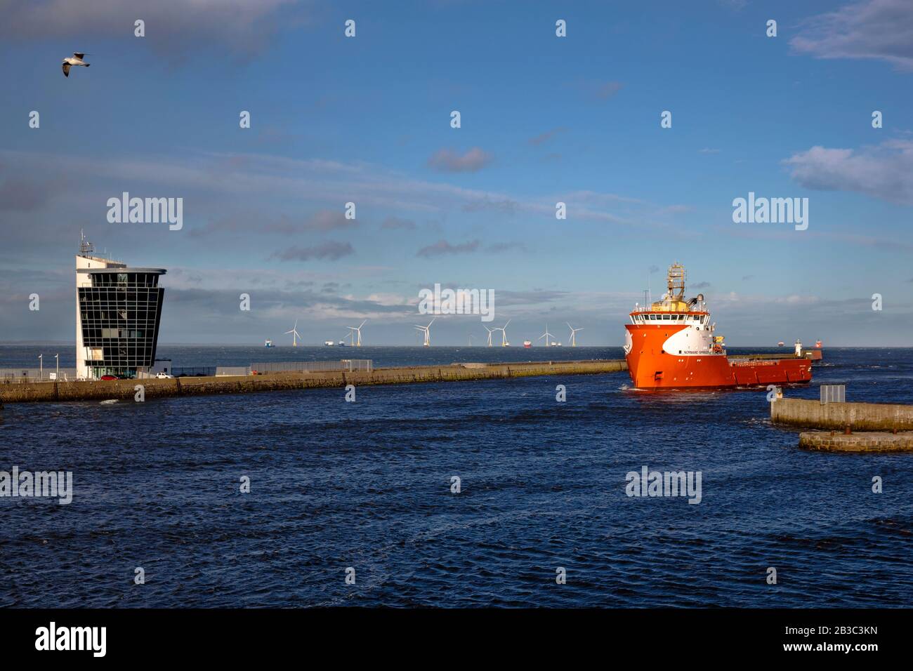 Foto Delle Navi e Dei Pescherecci Da Traino nel porto di Aberdeen, nella baia di Nigg e nella baia di Greyhope, Foto Stock