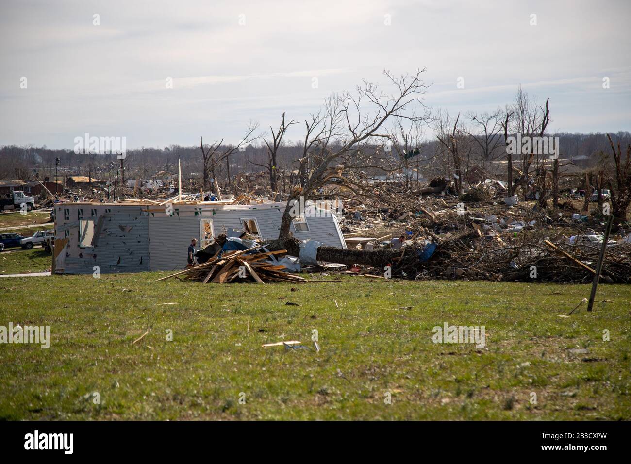 Le case e le proprietà sono state danneggiate a seguito di un tornado mortale Giovedi, 4 marzo 2020, a Cookeville, Ten. Tornado strappato in Tennessee primi Martedì, distruggendo edifici e uccidendo più persone. (Foto di IOS/ESPA-Images) Foto Stock