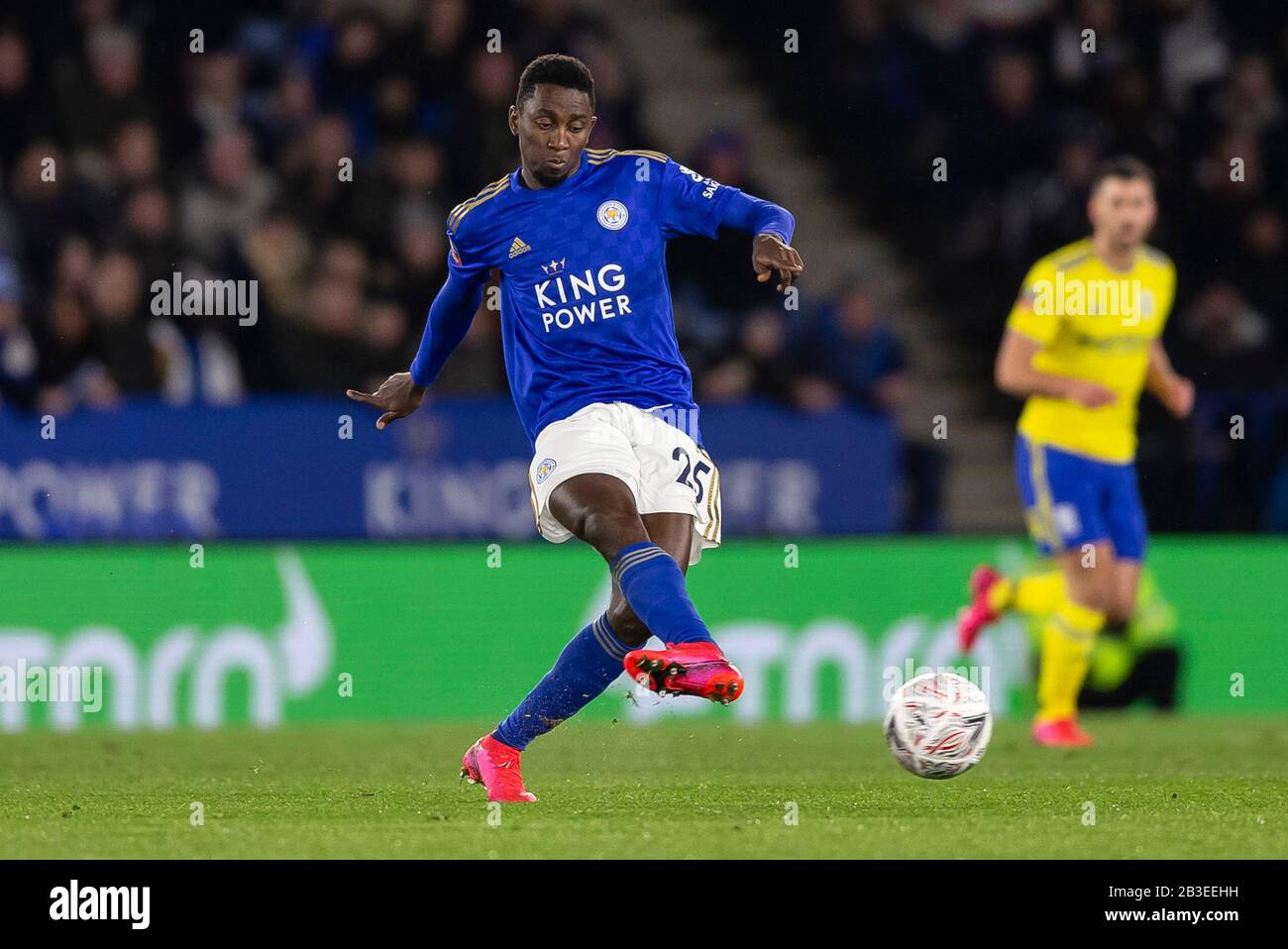 Leicester, Regno Unito. 04th Mar, 2020. Wilfred Ndidi di Leicester City durante la partita della fa Cup Fifth Round tra Leicester City e Birmingham City al King Power Stadium il 4th marzo 2020 a Leicester, Inghilterra. (Foto di Daniel Chesterton/phcimages.com) Credit: PHC Images/Alamy Live News Foto Stock