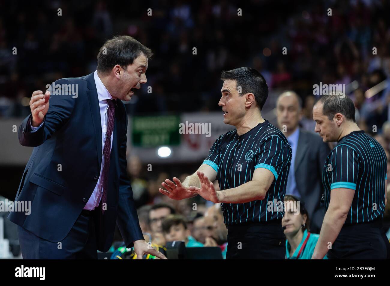 Saragozza, Spagna. 04th Mar, 2020. Nenad Canak, manager di Liektabelis durante il FIBA Champions League Top 16 Group la prima partita tra Casademont Zaragoza e Liektabelis. Zaragoza vince 76-67. (Foto Di Daniel Marzo/Pacific Press) Credit: Pacific Press Agency/Alamy Live News Foto Stock