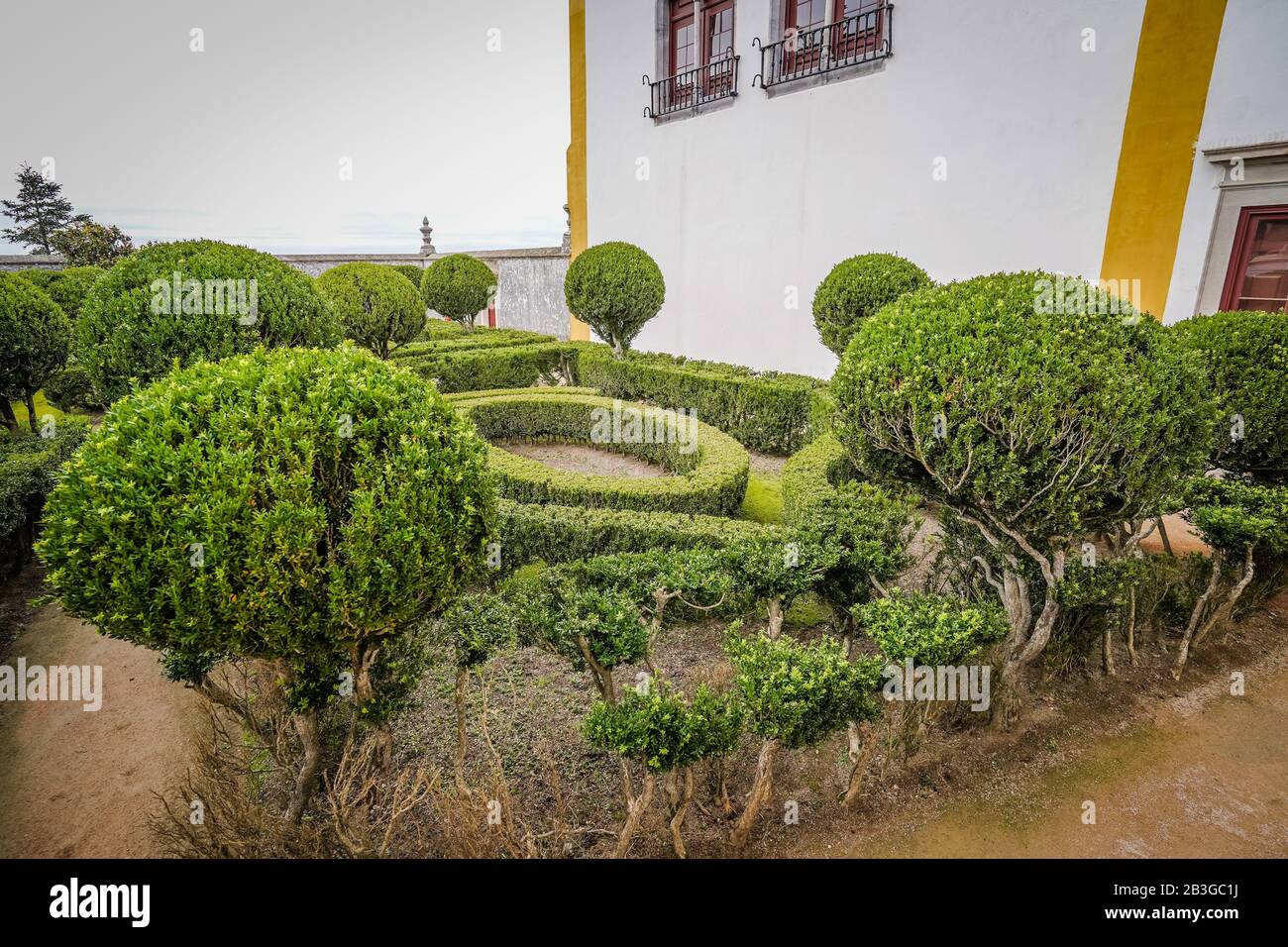 Il Palazzo Nazionale di Sintra, chiamato anche Palazzo di Sintra e Palazzo Comunale, è un ex palazzo reale medievale e attuale musem storico nel Foto Stock