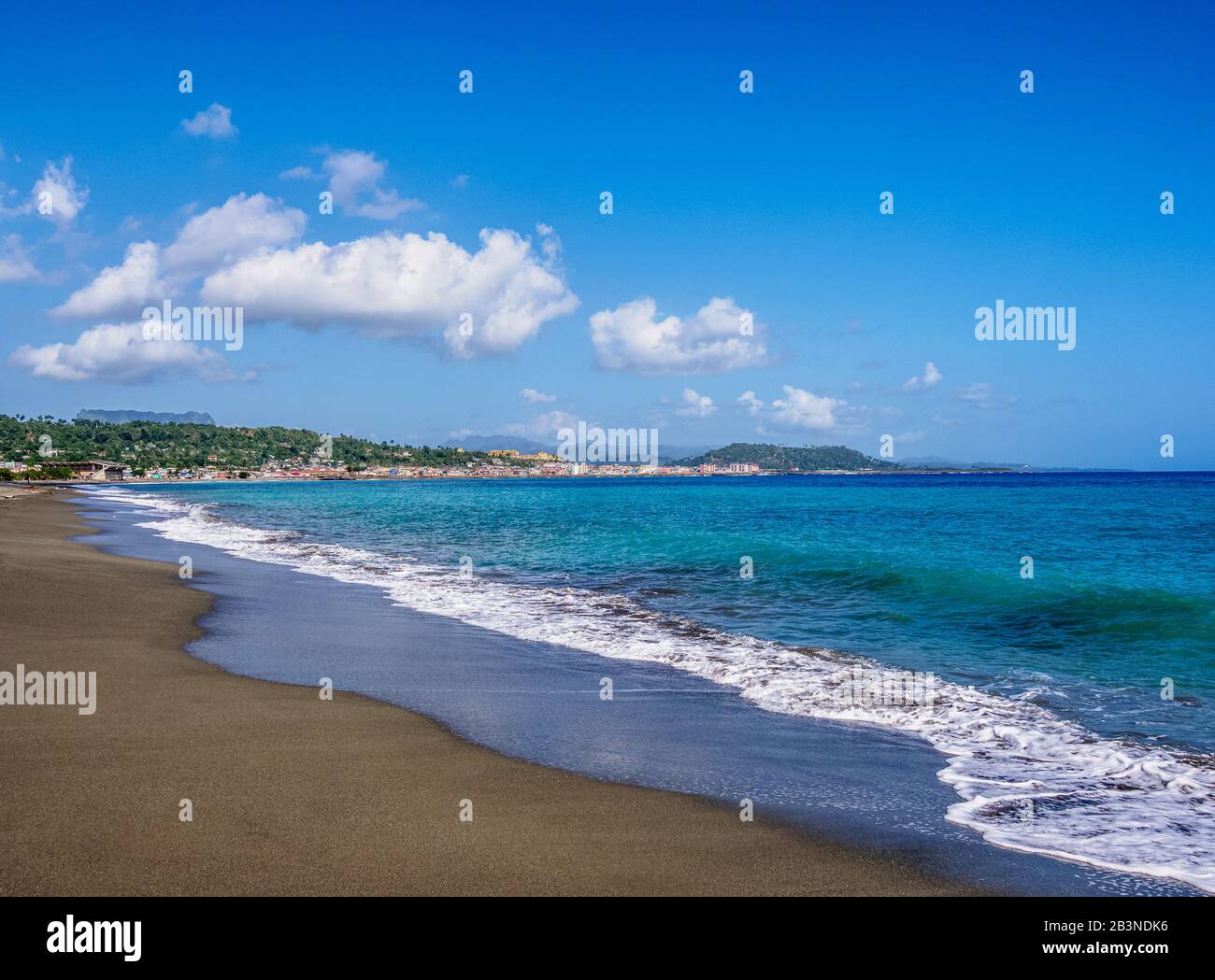 Spiaggia Di Baracoa, Provincia Di Guantanamo, Cuba, Indie Occidentali, Caraibi, America Centrale Foto Stock
