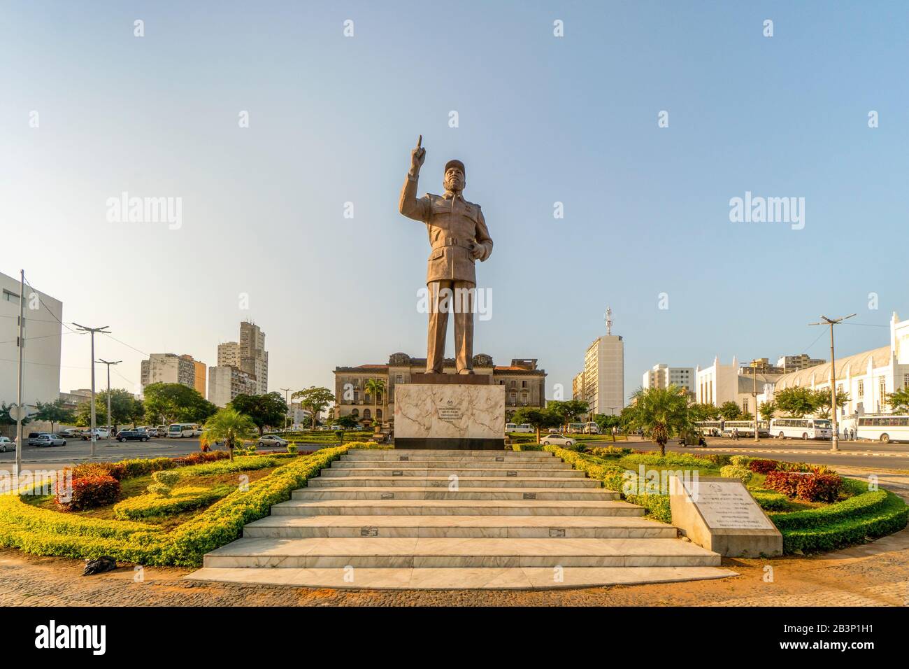 Statua di Machel Samora in piazza Indipendenza a Maputo, capitale del Mozambico Foto Stock