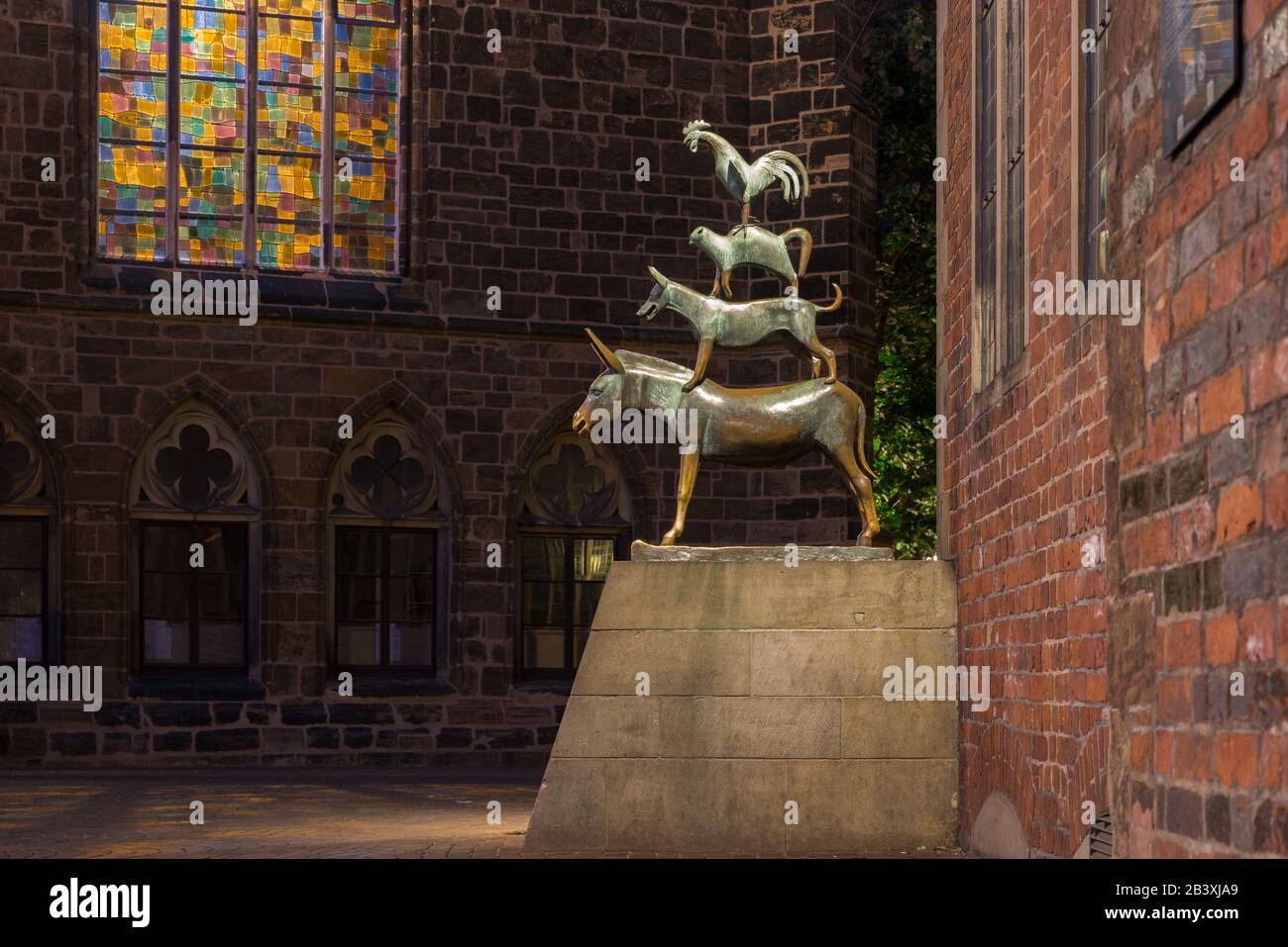 Asino e una statua di cane immagini e fotografie stock ad alta risoluzione Alamy