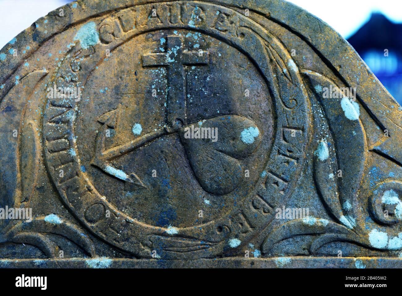 Lapide di un marittimo, cimitero della comunità di Nebel, isola del Mare del Nord di Amrum, Nord Frisia, Schleswig-Holstein, Germania del Nord, Europa Foto Stock