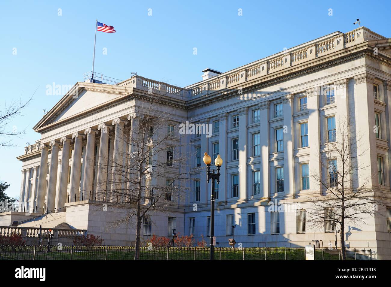 Washington, DC -21 FEB 2020 - Vista della sede centrale del Dipartimento del Tesoro degli Stati Uniti (USDT) nella capitale degli Stati Uniti. Foto Stock