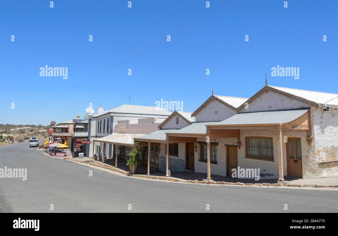 La fila dell'ufficio postale, Railway Terrace, a Morgan, è una serie di edifici patrimonio dell'umanità. Australia Meridionale, SA, Australia. Foto Stock