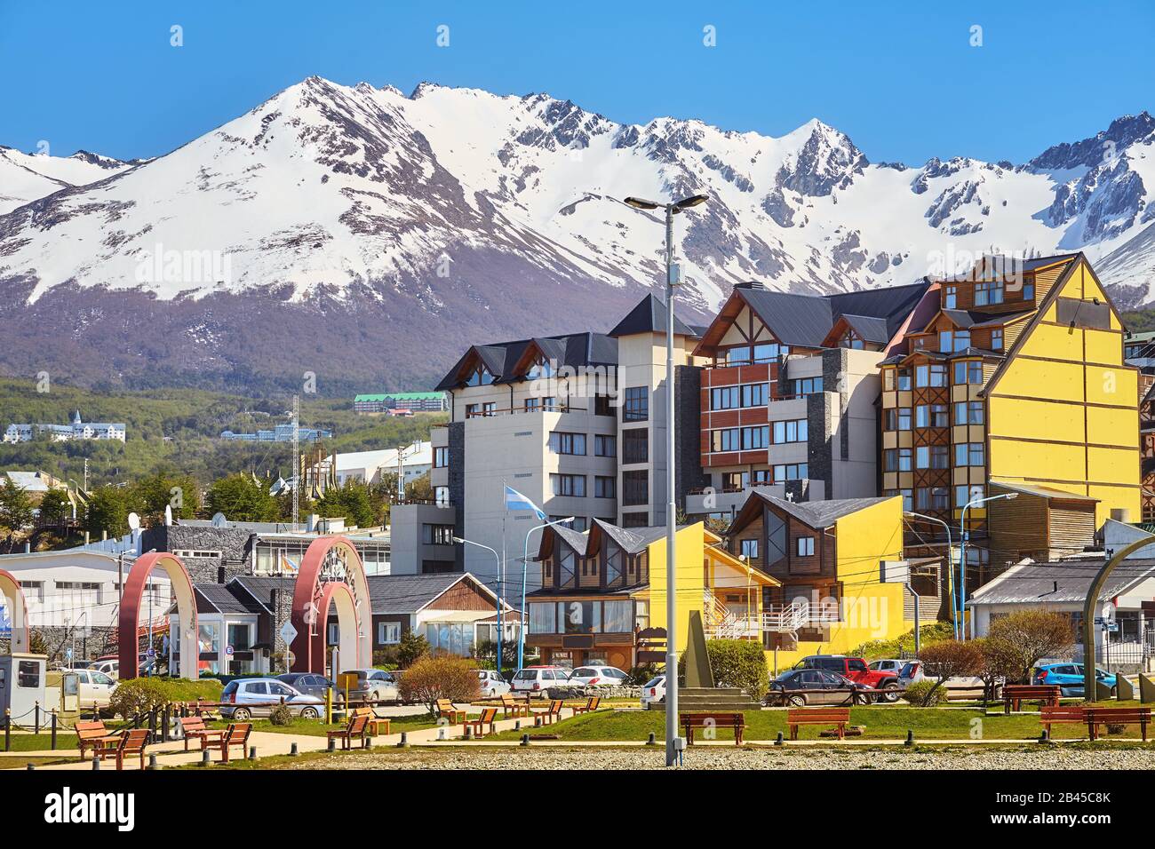 Ushuaia, la capitale della Provincia Tierra del Fuego, la città più meridionale del mondo, l'Argentina. Foto Stock