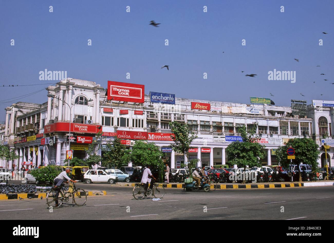 Connaught Place, area degli uffici commerciali, Nuova Delhi, India, Asia Foto Stock