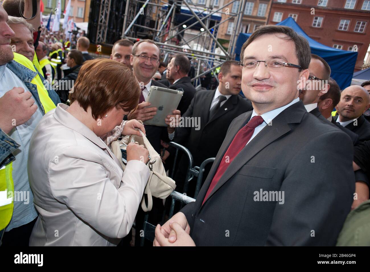 29.09.2012 Varsavia, Plac Zamkowy. Marsz Obudź się Polsko zorganizowany przez PIS, środowiska prawicowe i NSZZ Solidarność. Orhiarze PIS-u nie wpuś Foto Stock