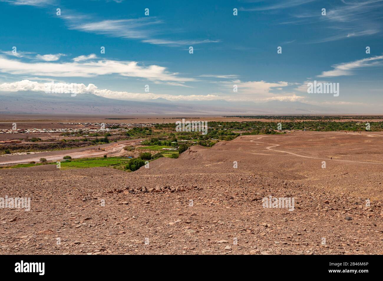 La città di San Pedro de Atacama nel Cile settentrionale. Foto Stock