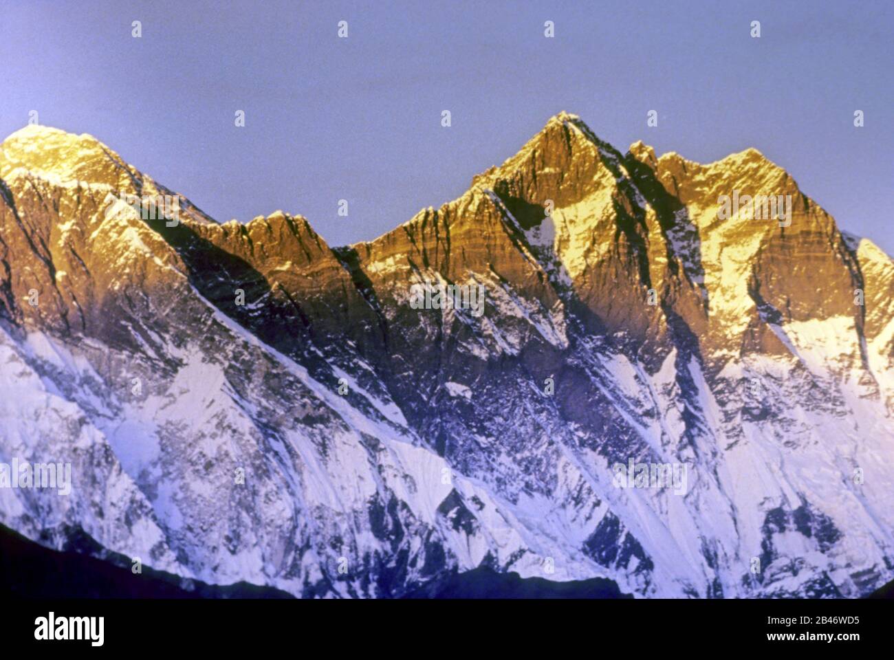 Monte Everest ; catena montuosa dell'Himalaya ; Nepal ; Asia Foto stock -  Alamy