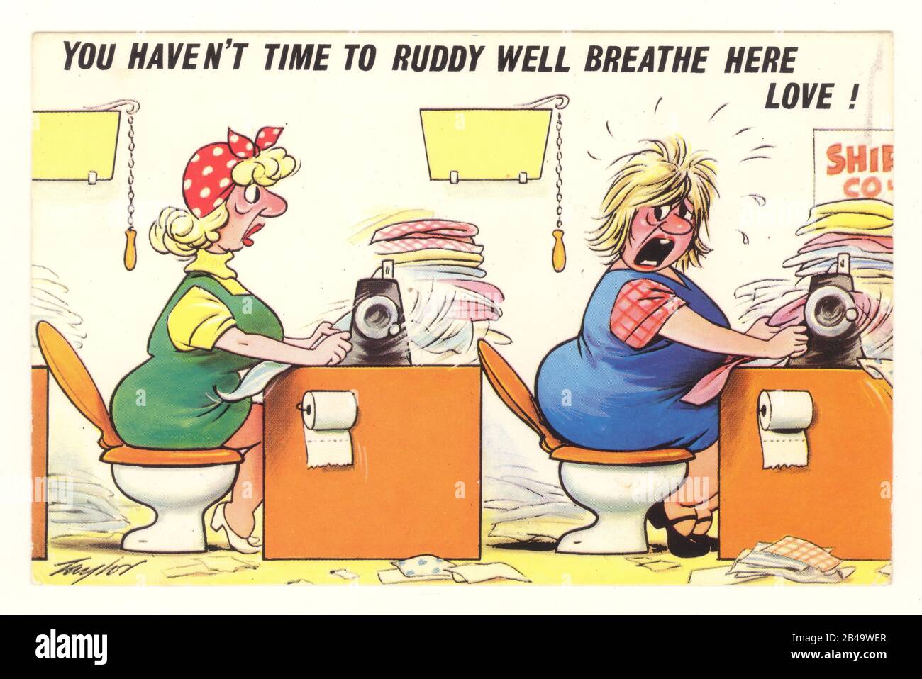 Cartolina fumettistica di due machiniste donne sui bagni, sovrarischiati, in una fabbrica di lavorazione industriale dell'abbigliamento, circa anni '50. Foto Stock