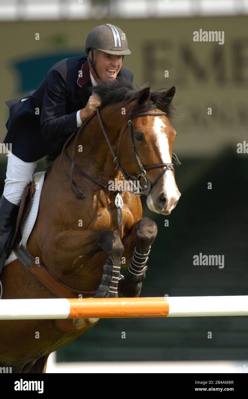 Ricchi Fellers (USA) in sella a McGuinness, CSIO Masters, Spruce Meadows, 3 settembre 2006, Zeidler Financial Cup Foto Stock