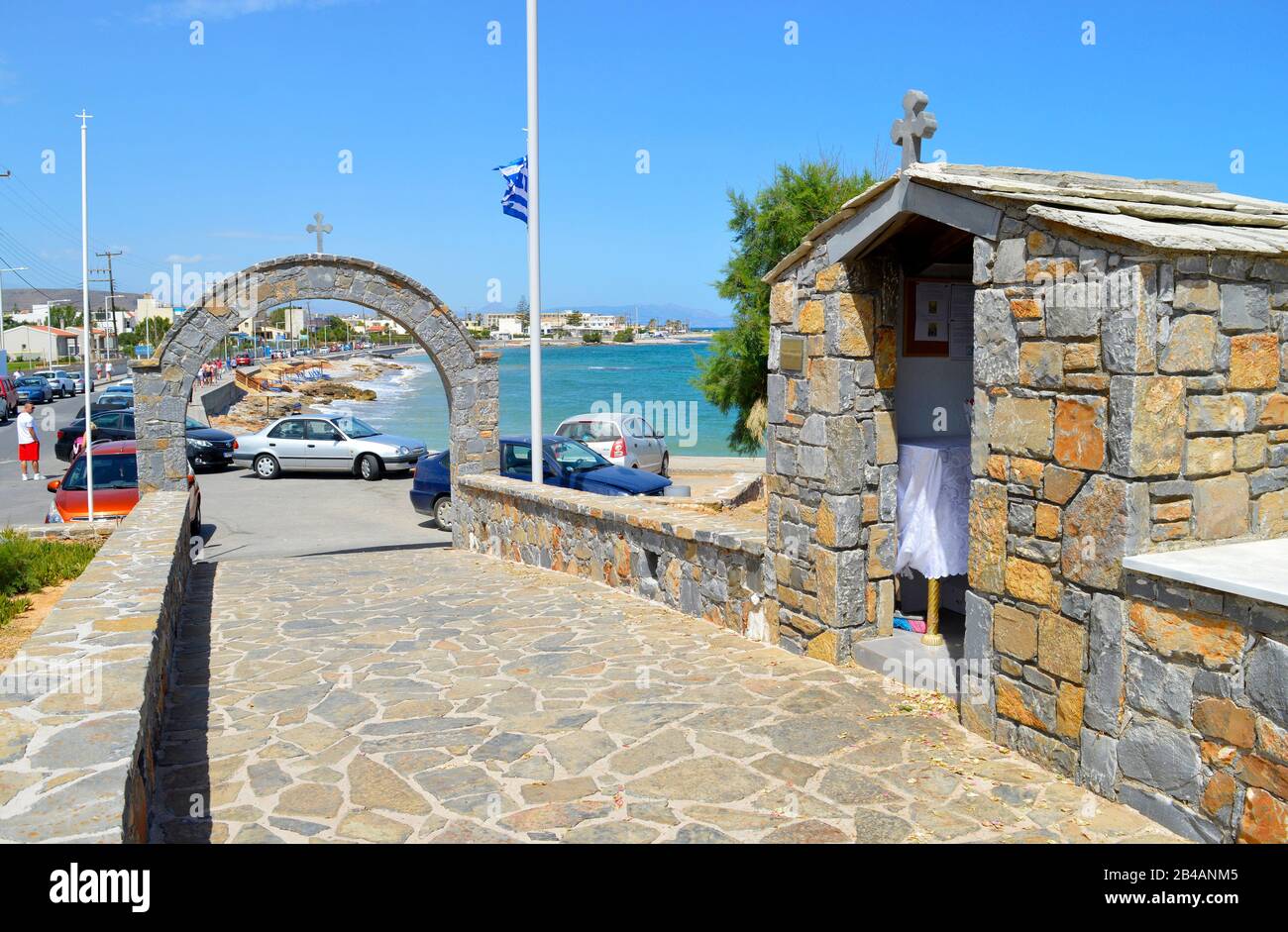 Sala di preghiera greca fuori della Chiesa dei santi costantino ed elena una bella piccola chiesa ortodossa greca Foto Stock