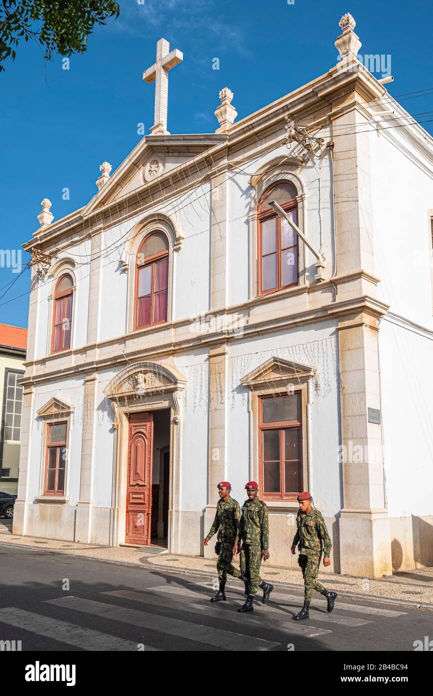 Capo Verde, isola di Santiago, Praia, capitale di Capo Verde, Plateau (o Platone) distretto, Nossa Senhora da Graca chiesa Foto Stock