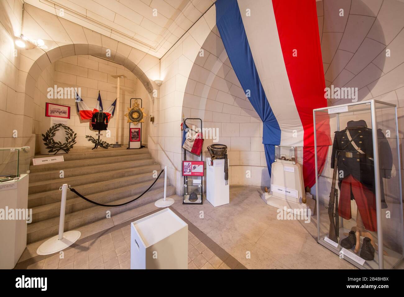 Vestito tricolore immagini e fotografie stock ad alta risoluzione