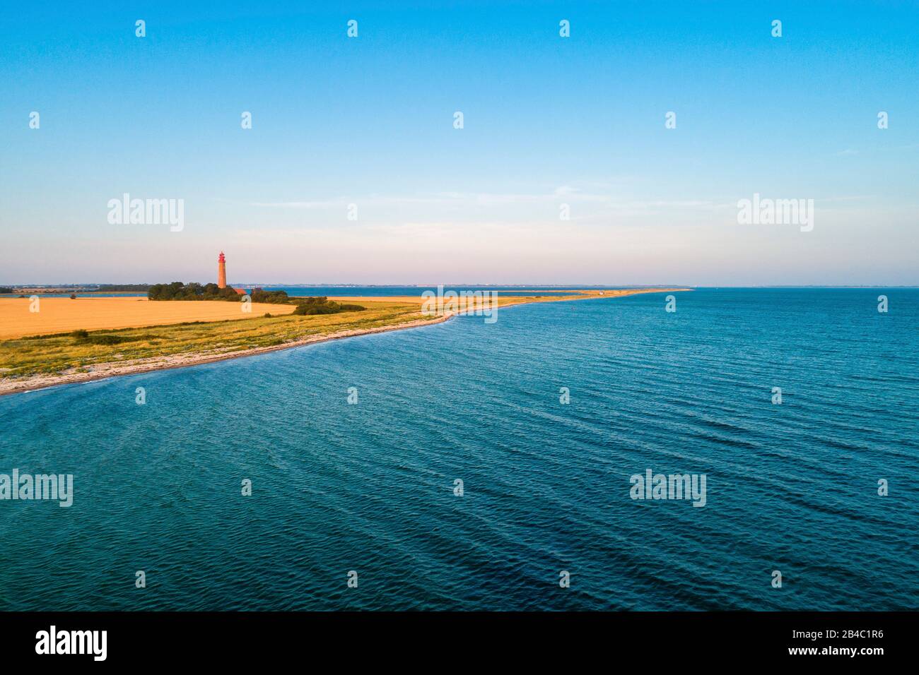 Il Lighthouse Fluegge (tedesco Flügge) come visto dal cielo in una giornata di sole. È stato costruito dal 1914 al 1915. Foto Stock