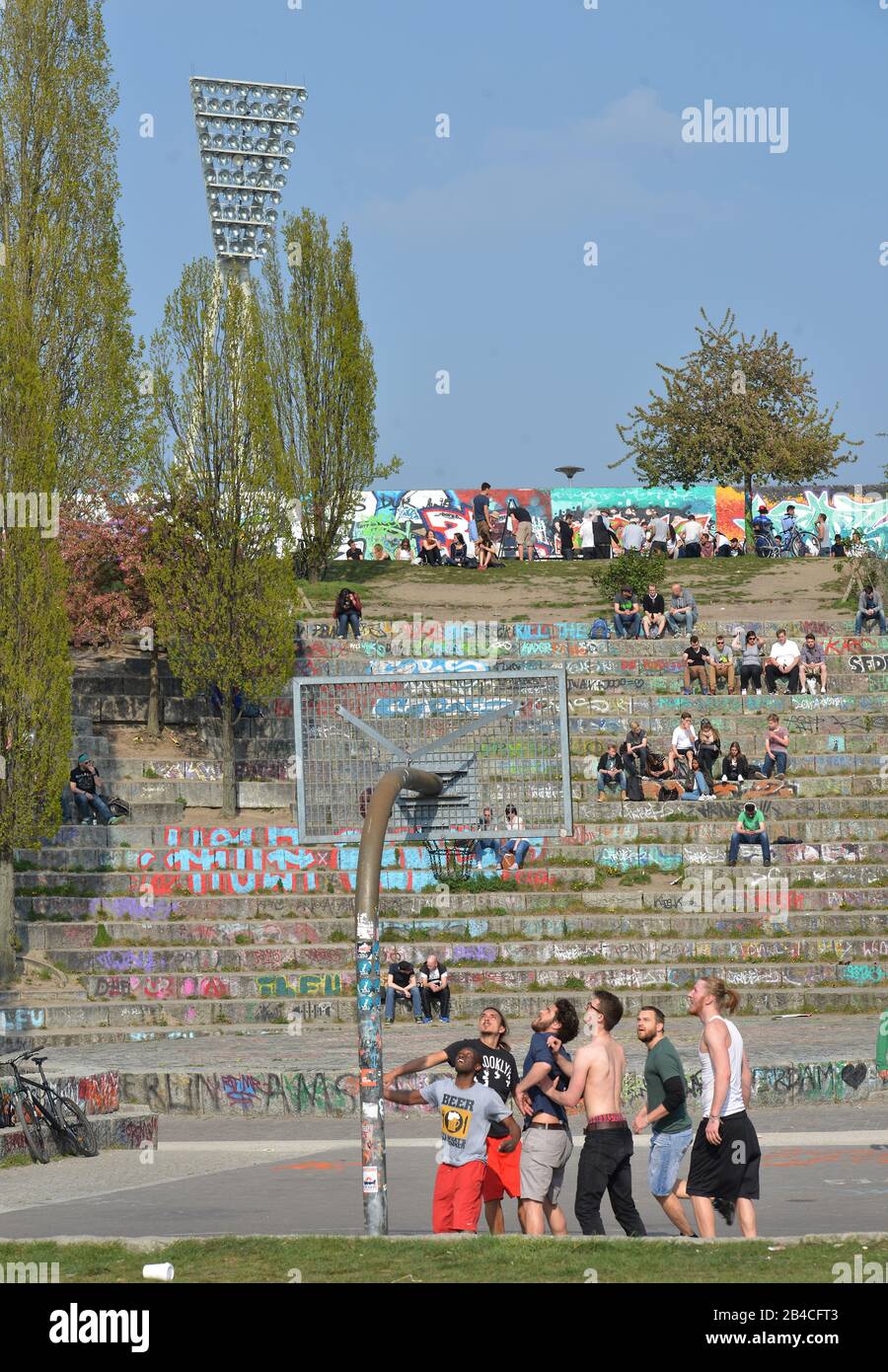 Streetball, Mauerpark, Prenzlauer Berg, Berlino, Deutschland Foto Stock