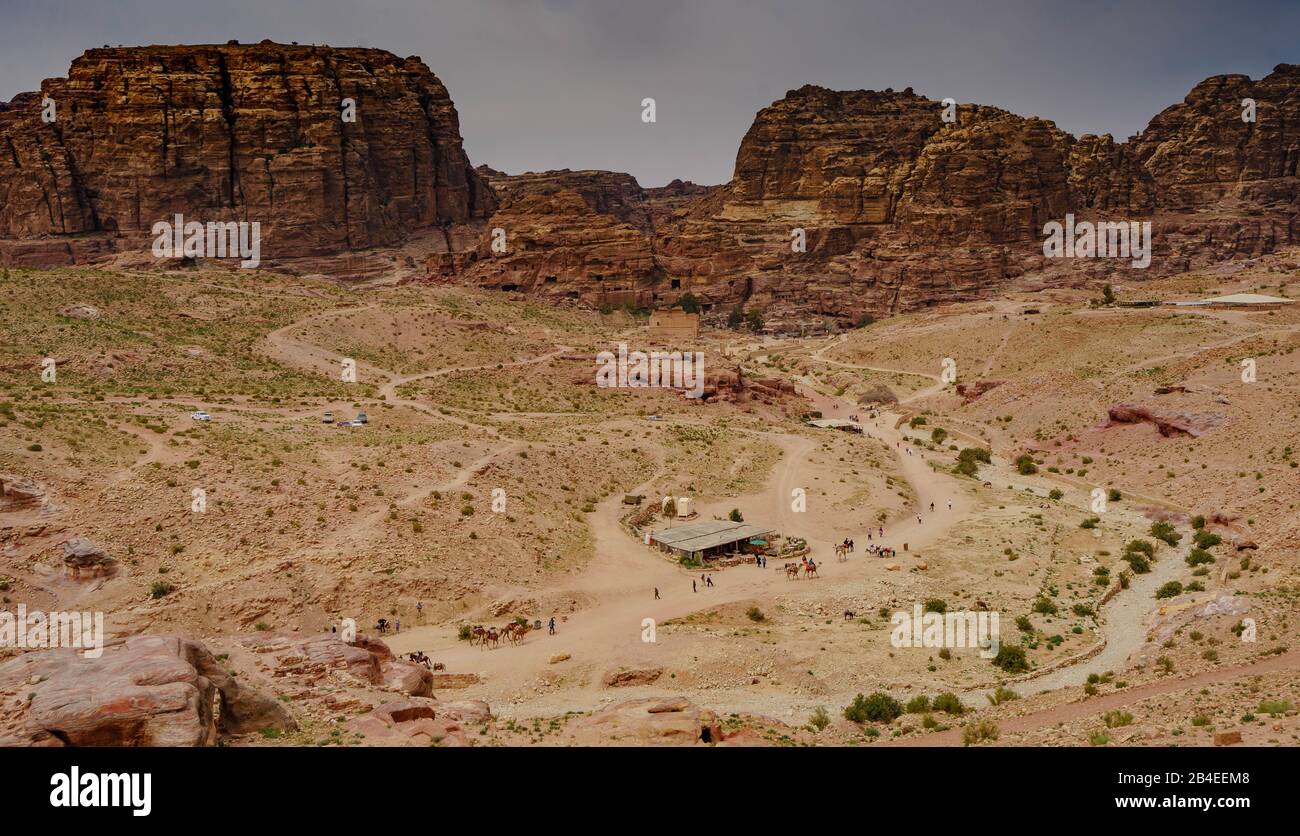 Rovine sul Main Petra Trail, Giordania Foto Stock