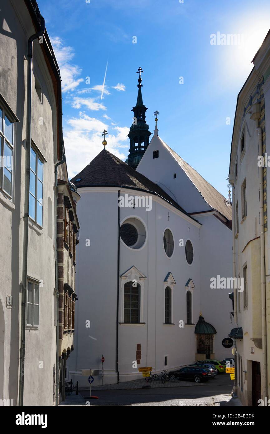 Krems an der Donau, Stadtpfarrkirche (chiesa parrocchiale) a Mostviertel, Niederösterreich, Bassa Austria, Austria Foto Stock