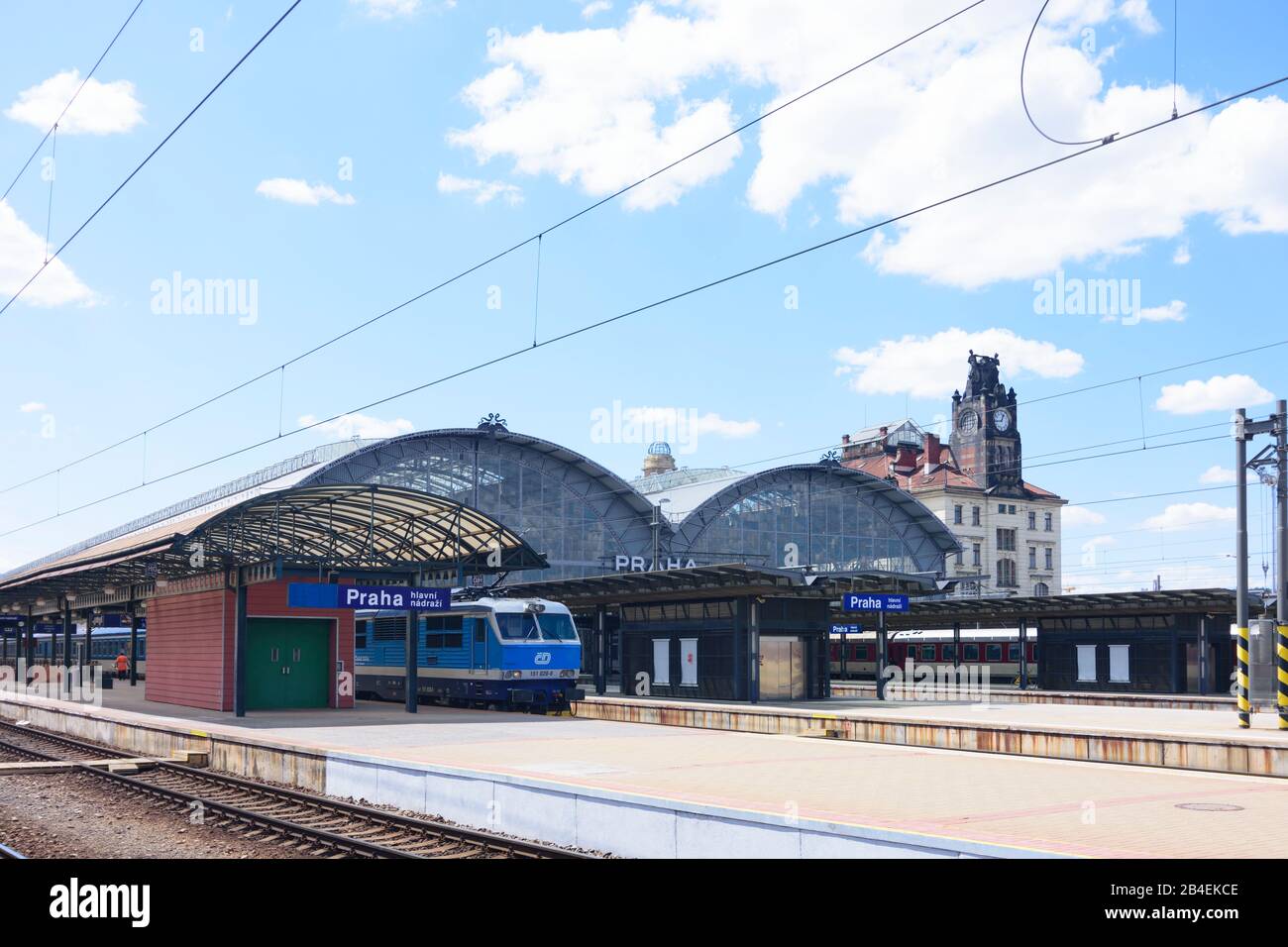 Praha, stazione centrale, treno a Praha, Prag, Praga, Repubblica Ceca Foto Stock