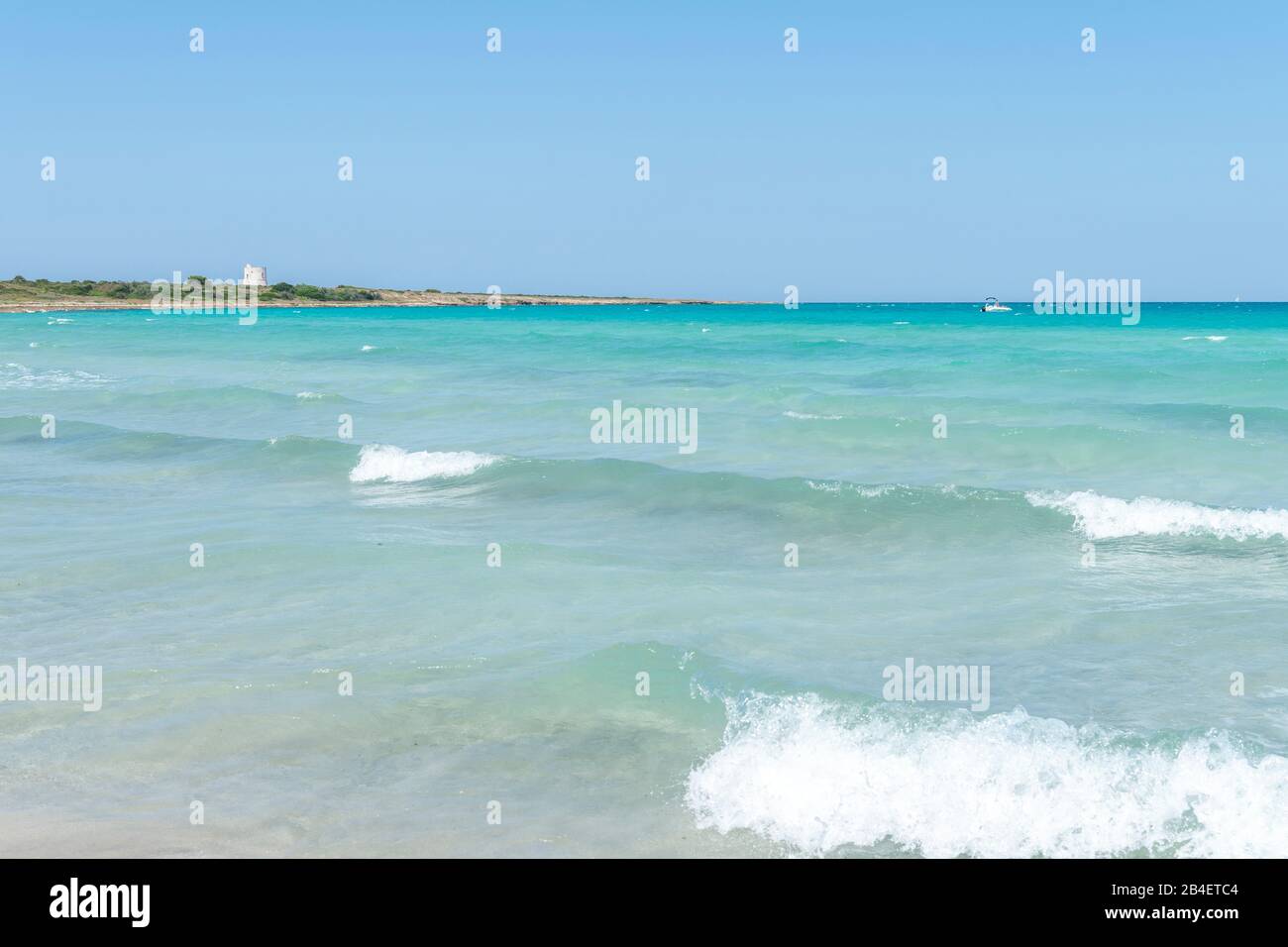 Punta Pizzo, Gallipoli, Salento, Puglia, Italia, Europa. Sulla spiaggia di Punta Pizzo vicino a Gallipoli Foto Stock