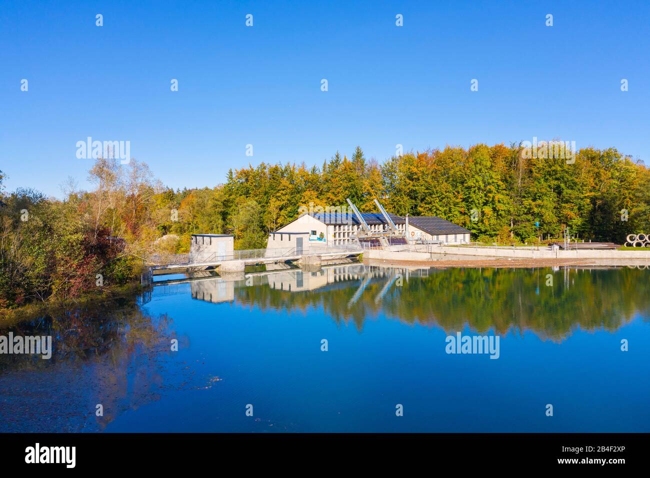 Centrale elettrica Isar, serbatoio Isar vicino Bad Toelz, registrazione dei droni, alta Baviera, Baviera, Germania Foto Stock