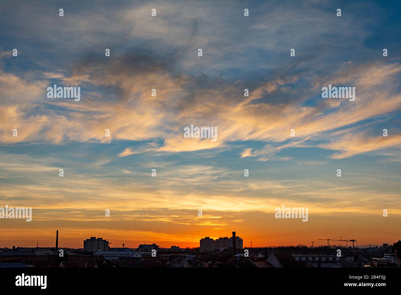 Germania, Baden-Württemberg, Karlsruhe, parte del profilo urbano di Durlach (quartiere di Karlsruhe). Foto Stock