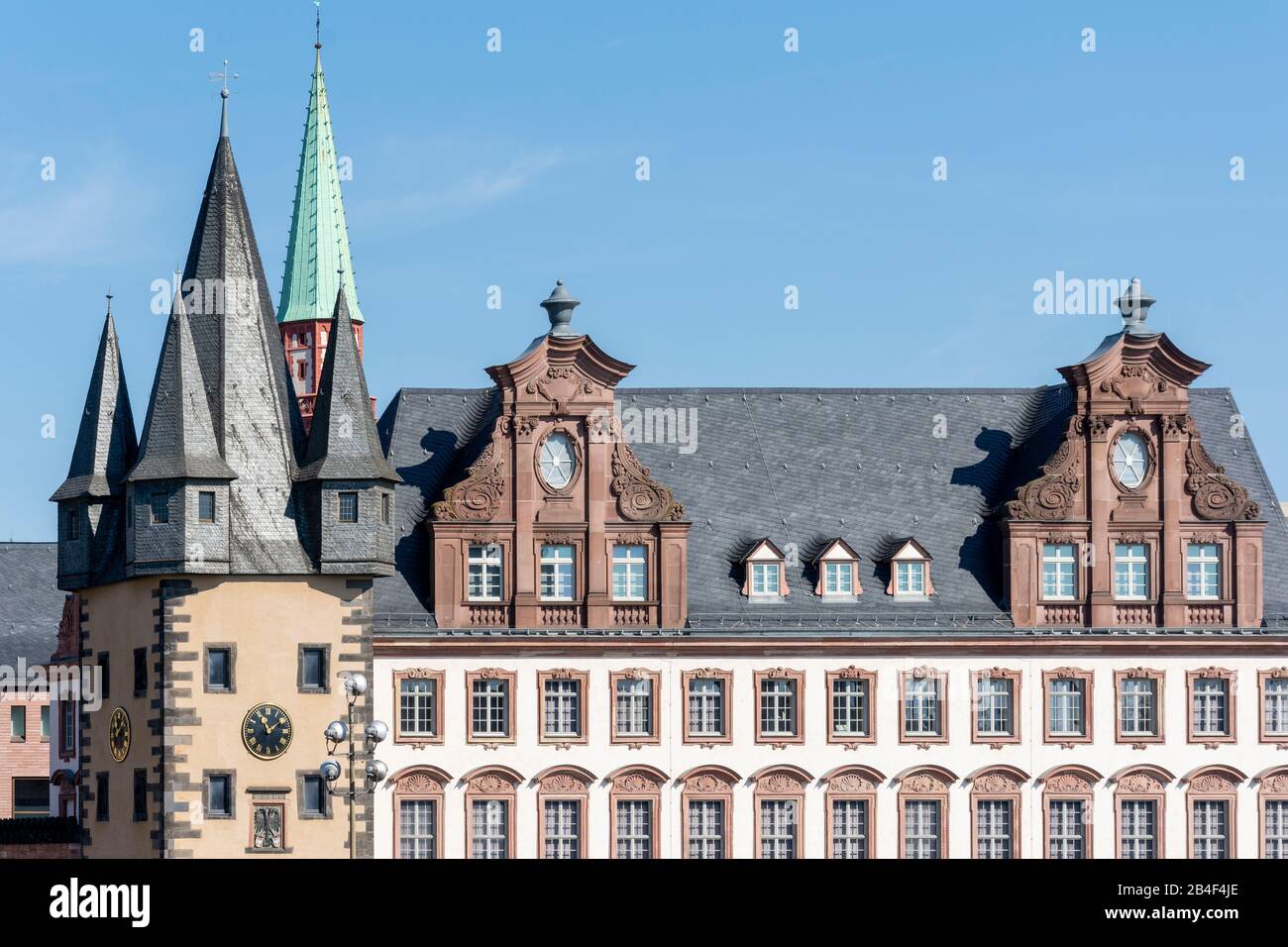 Germania, Assia, Francoforte, la torre della pensione una torre della porta tardo gotica delle antiche fortificazioni della città. Parte del Saalhof. Foto Stock