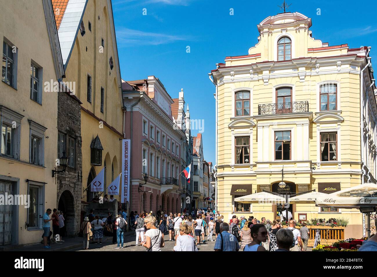 Estonia, Tallinn, Città Vecchia, Plats Suurgildi, Piazza Della Vecchia Gilda Foto Stock