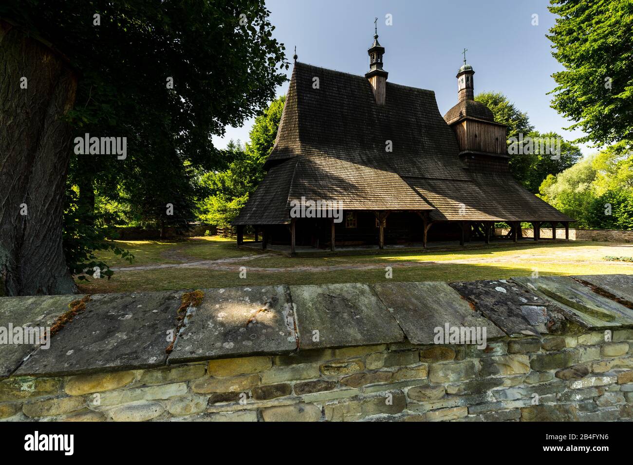 Europa, Polonia, Provincia Della Piccola Polonia, Patrimonio Dell'Umanità Dell'Unesco, Percorso Di Architettura In Legno, La Chiesa Filiale Di San Filippo E San Giacomo A Sekowa Foto Stock