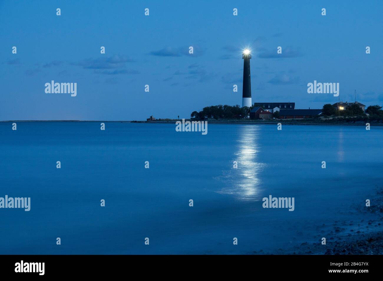 Estland, Ostseeinsel Saaremaa, Südspitze, Sääre, Leuchtturm, Sõrve Tuletorn, Nachtaufnahme Foto Stock