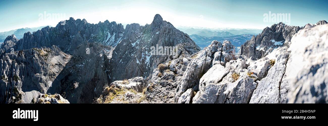 Vista dal Retro Goinger Halt sulla parte anteriore Goinger Halt nel Wilder Kaiser Foto Stock
